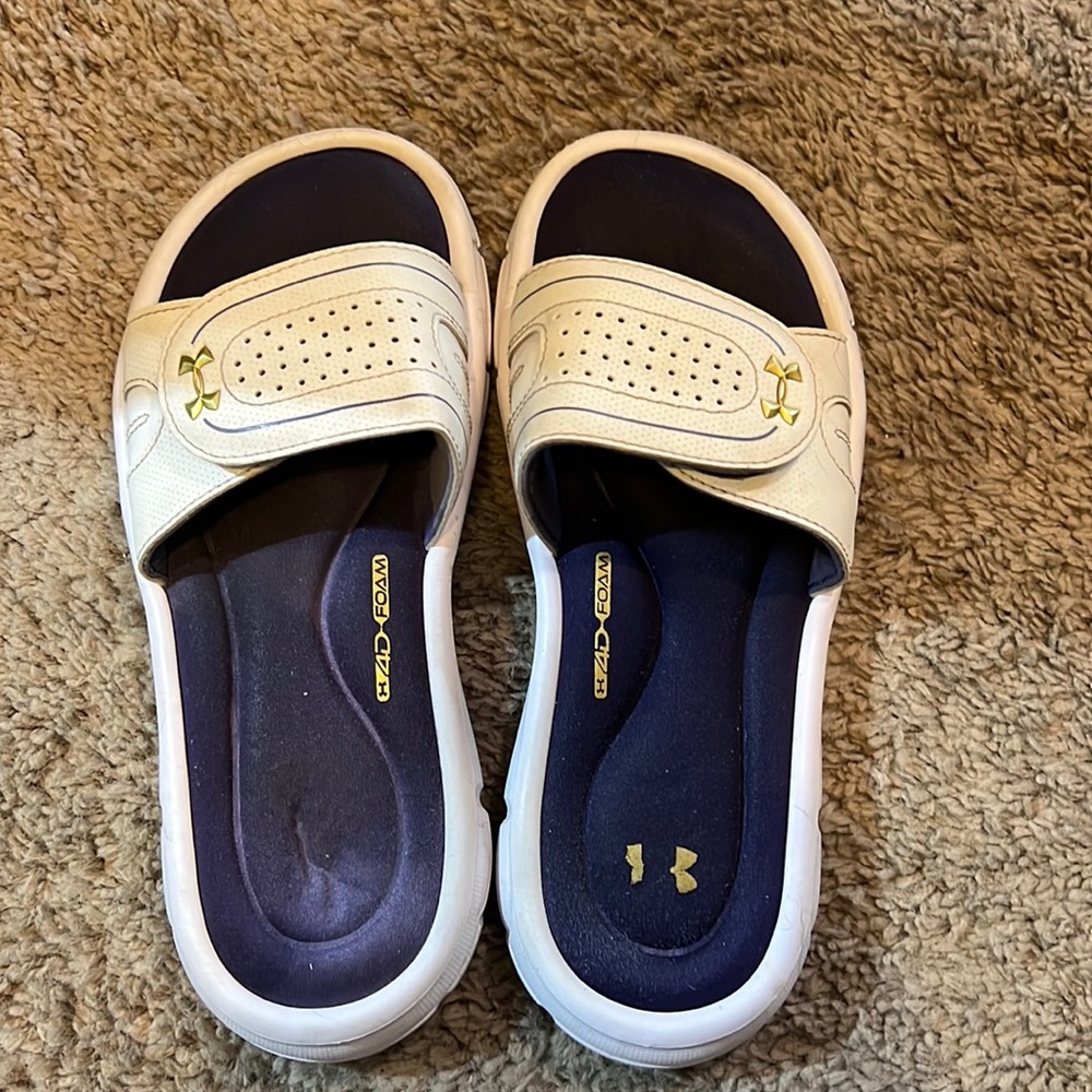 under Armor sandals size 7